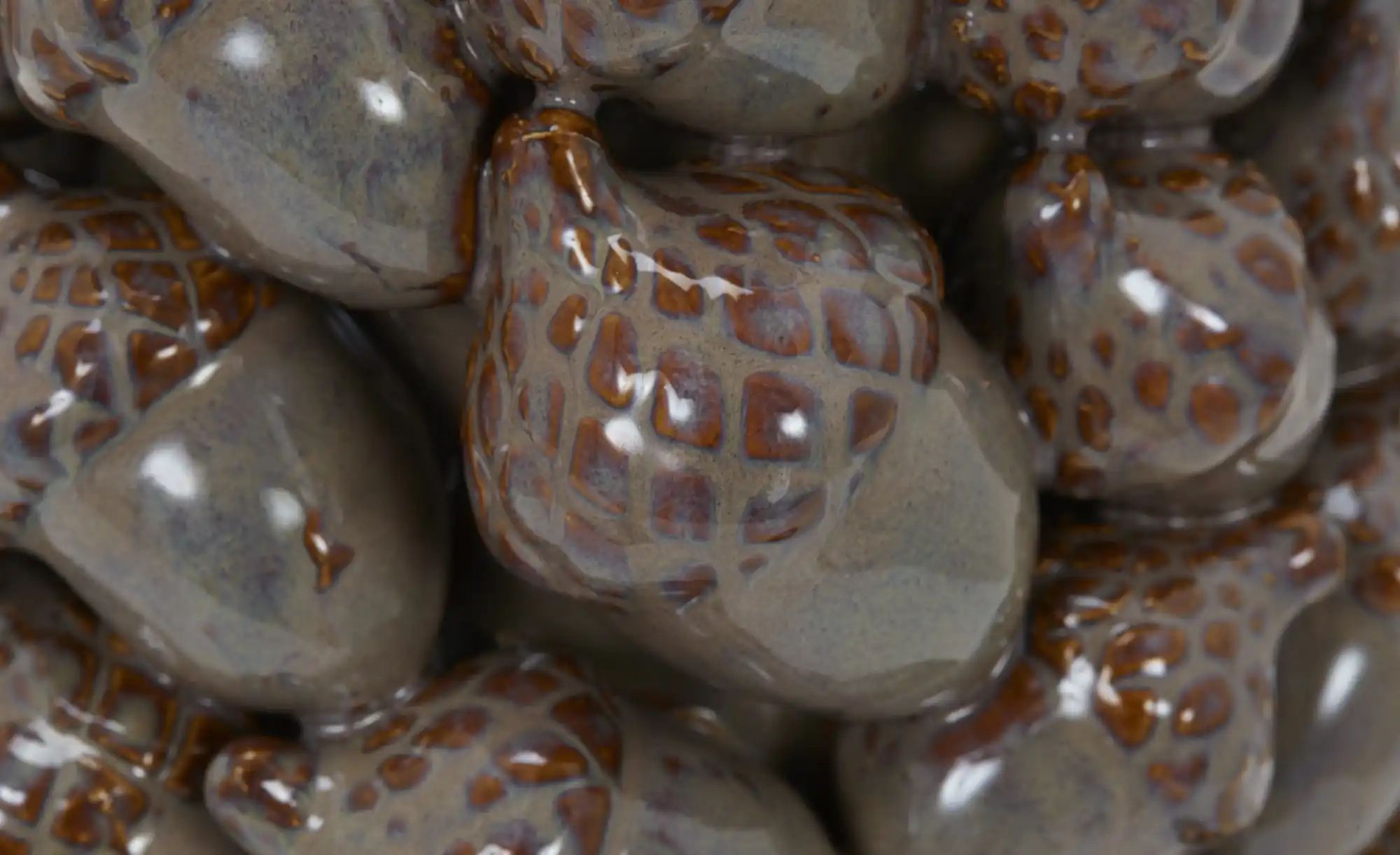 Thumbnail - HOME STORY Vase 3D Eicheln ¦ grau ¦ Steingut ¦ Maße (cm): B: 18,3 H: 31,3 T: 17.8 Accessoires > Vasen - Höffner