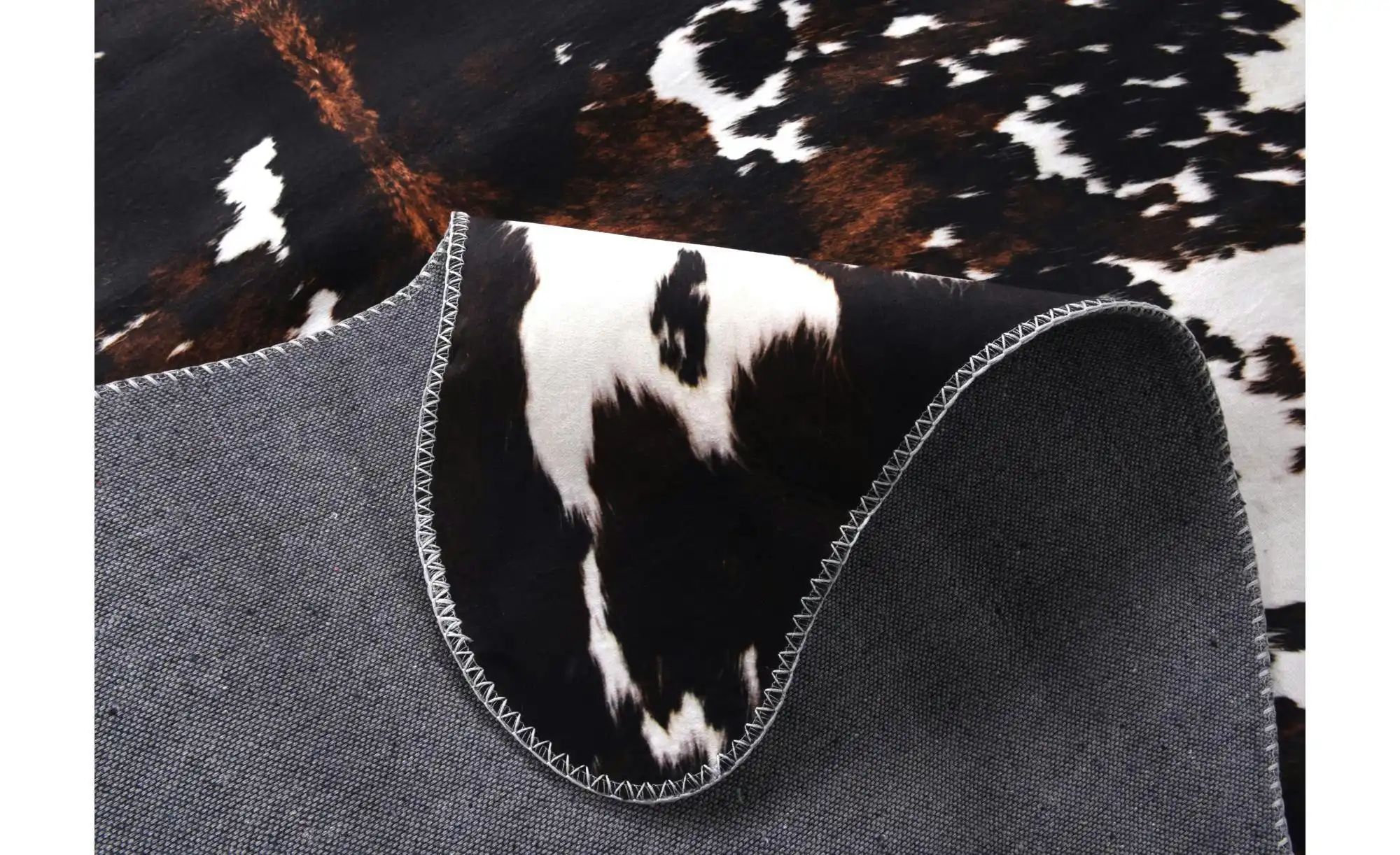 Thumbnail - Gino Falcone Kunstfell Emilia ¦ schwarz ¦ Synthetische Fasern ¦ Maße (cm): B: 150 H: 0,3 Teppiche > Felle > Kunstfelle ...