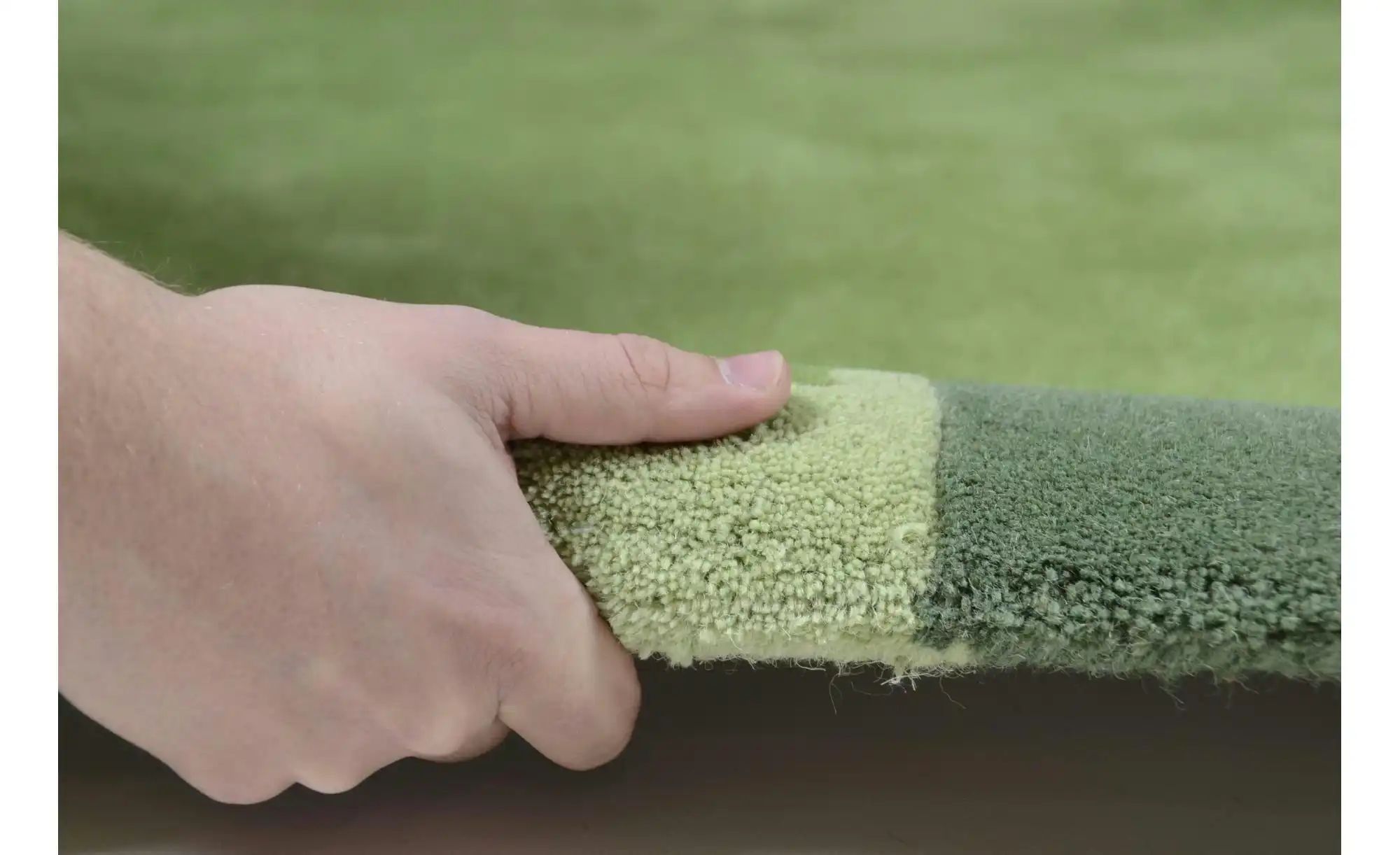 THEKO Teppich   ¦ grün ¦ Wolle ¦ Maße (cm): B: 70 H: 1,4 Teppiche > Bettumr günstig online kaufen