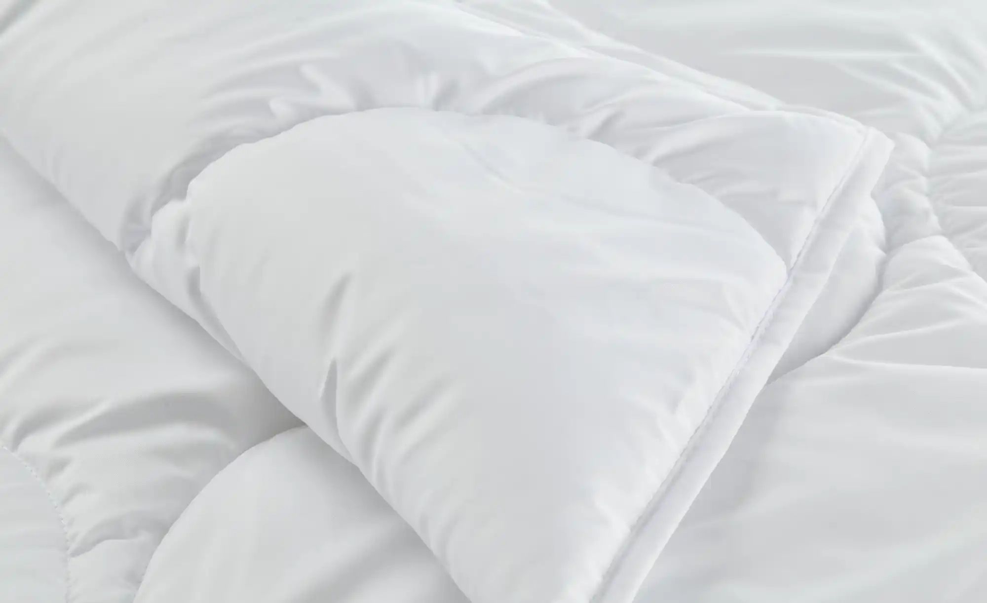 como Leicht-Steppbett  Carolin 95° ¦ weiß ¦ Maße (cm): B: 135 Bettwaren > B günstig online kaufen