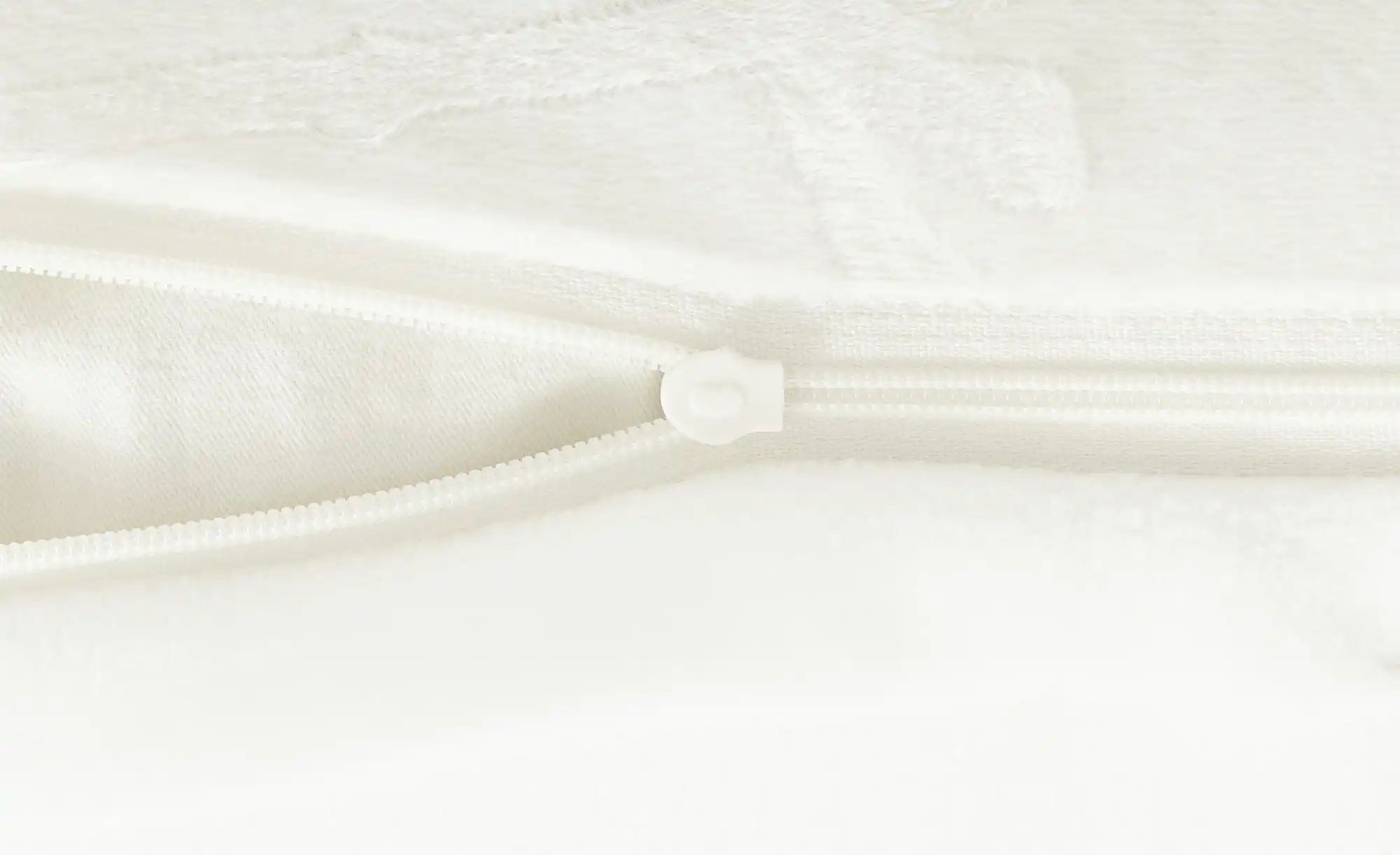 levelone Plüschbettwäsche  Pusteblume ¦ weiß ¦ Maße (cm): B: 135 Bettwaren günstig online kaufen