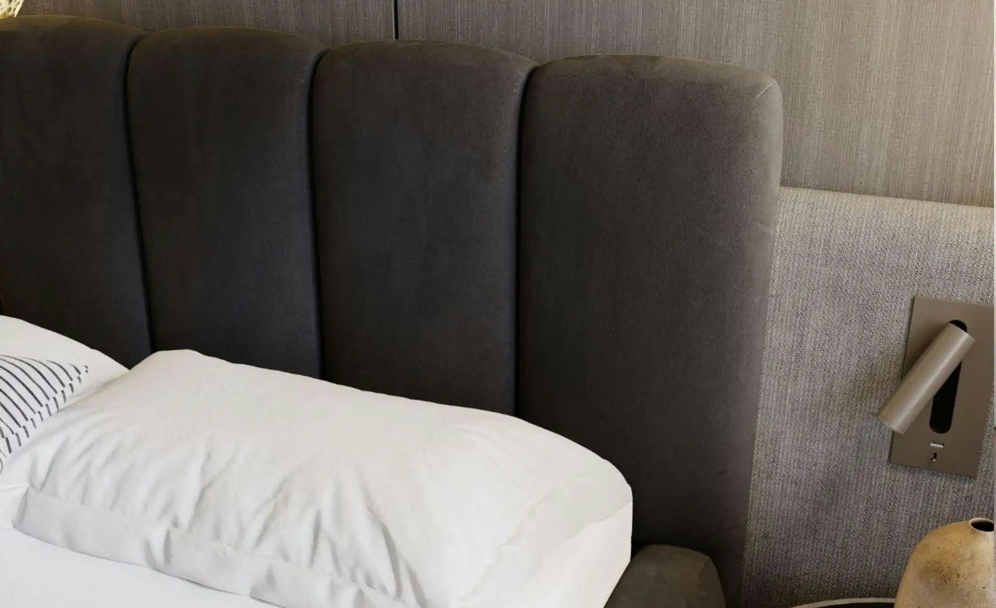 Polsterbett   ¦ schwarz ¦ Maße (cm): B: 185 H: 105 Betten > Polsterbetten - günstig online kaufen