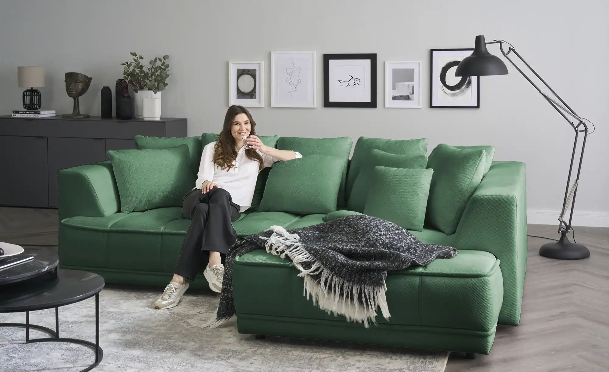 Thumbnail - switch Ecksofa  Tiga ¦ grün ¦ Maße (cm): B: 285 H: 88 T: 205.0 Polstermöbel > Sofas > Ecksofas - Höffner